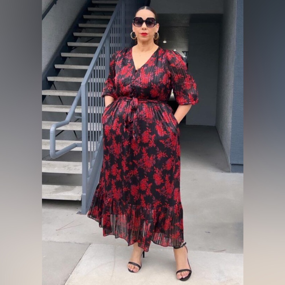 Lane Bryant Red Black Floral Pleated Maxi Dress Plus Size Romantic Boho Chic